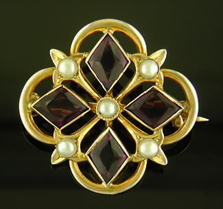 Medieval-inspired amethyst and pearl brooch. (J9369)