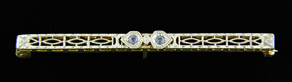 Frank Krementz sapphire bar pin. (J9346)