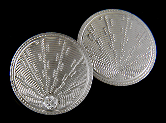 Fritschze Art Deco cufflinks with diamonds. (J9157)