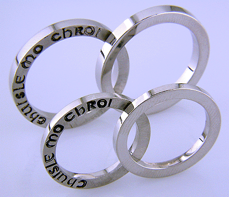 Gaelic inscription in custom wedding bands