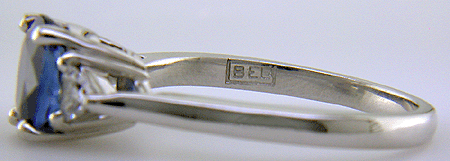 Close-up of Bijoux EXtraordinaire hallmark (BEL).