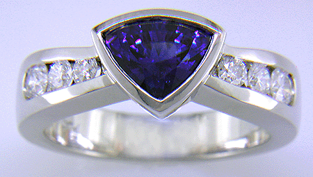 Trillium sapphire and diamond custom platinum ring. (J6413)