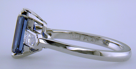 Close up of Bijoux Extraordinaire hallmark (BEL).