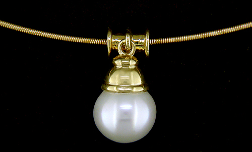 14kt yellow gold South South Sea Pearl Pendant and Neckwire (J2892)