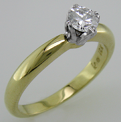Diamond Engagement Rings on Solitaire Diamond Engagement Ring   Bijoux Extraordinaire