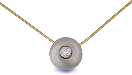 18kt White Gold Pendant with diamond and 14kt yellow gold snake chain (J3285 and J3311) 