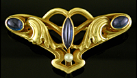 Art Nouveau sapphire and pearl brooch. (J9240)