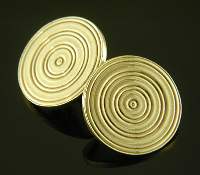 British 1960s cufflinks. (J9373)