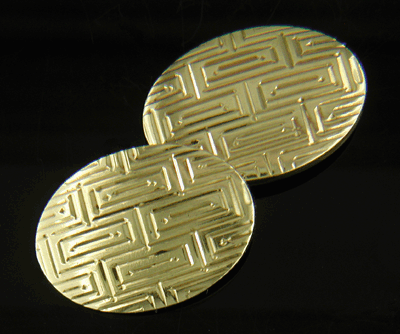 Carrington 14kt gold cufflinks. (J8594)