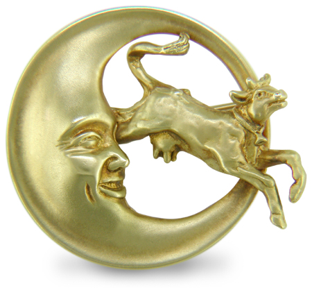 Gold brooch of cow jumping over the moon. (J3289) 