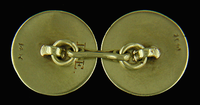 Reverse of Huger 14kt gold engine-turned cufflinks. (J8457)