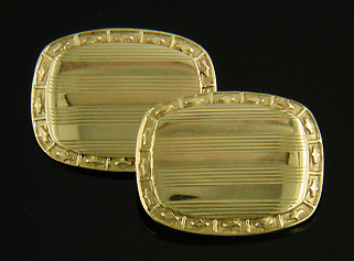 Kohn & Co. cushion-shape gold cufflinks with pinstripes. (J7432)