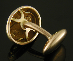 Victorian serpent cufflinks crafted in 14kt gold. (J8838)