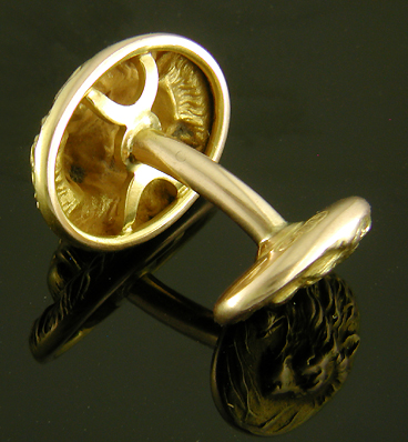 Link & Angell regal lion cufflinks. (J9119)