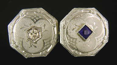 Elegant diamond and sapphire cufflinks. (J8994)