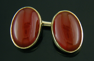 Sansbury and Nellis carnelian cufflinks. (J9015)