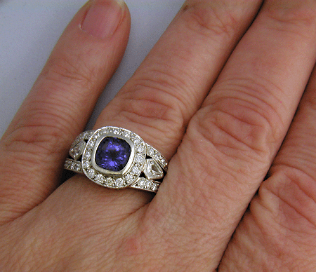 Elegant Tanzanite and Diamond ring. (J7236)