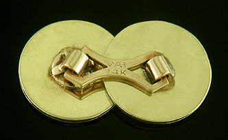 Art Deco diamond cufflinks. (J9165)