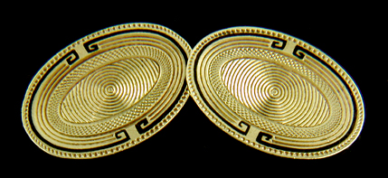 Elegant Art Deco gold and black enamel cufflinks (J8988).