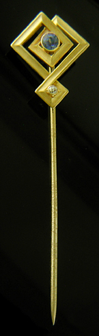 Whiteside Blank sapphire and diamond stickpin. (SP9277)