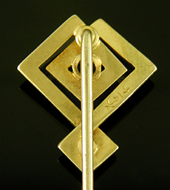 Whiteside Blank sapphire and diamond stickpin. (SP9277)