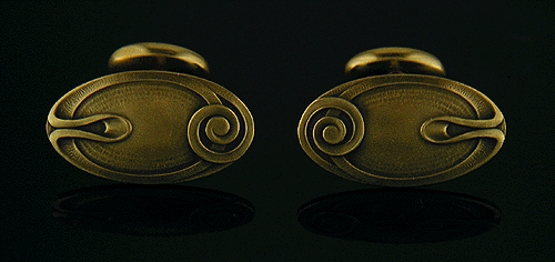 Art Nouveau cufflinks crafted in 14kt gold. (J6811)