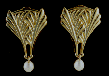 18kt yellow gold fanfare earrings with dangling pearls.