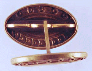 Rear view of Victorian cufflinks. (J3845)